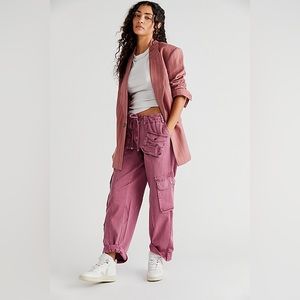 Free People Tahiti Cargo Pants Washed Maroon / Pink size Medium